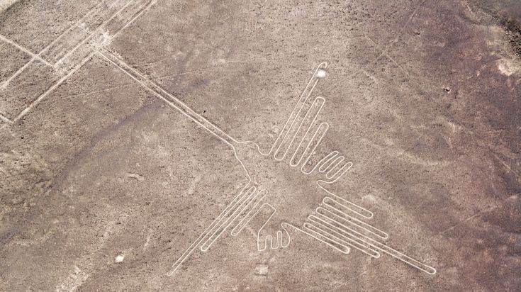 Prendre l’avion pour aller voir les mystérieuses lignes de Nazca