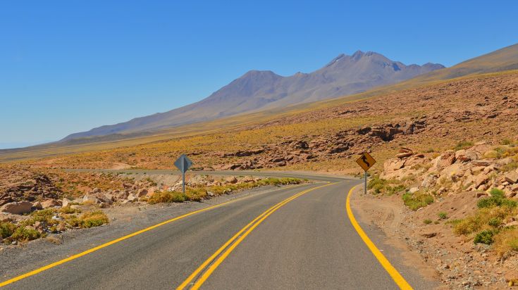 Route dans la vallée du Cajón del Maipo