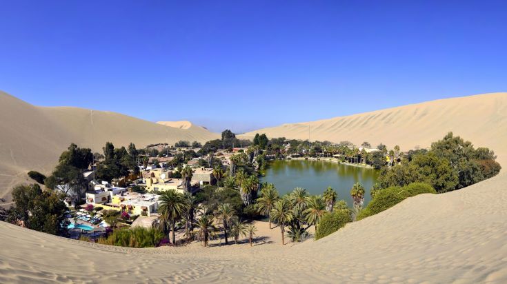 Faire du sand-boarding ou des courses de dune buggies à Huacachina