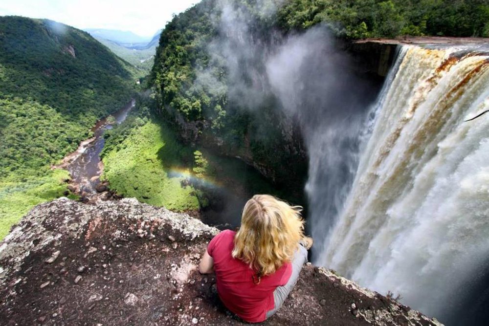 Rivière et forêt dans l&rsquo;intérieur du Guyana