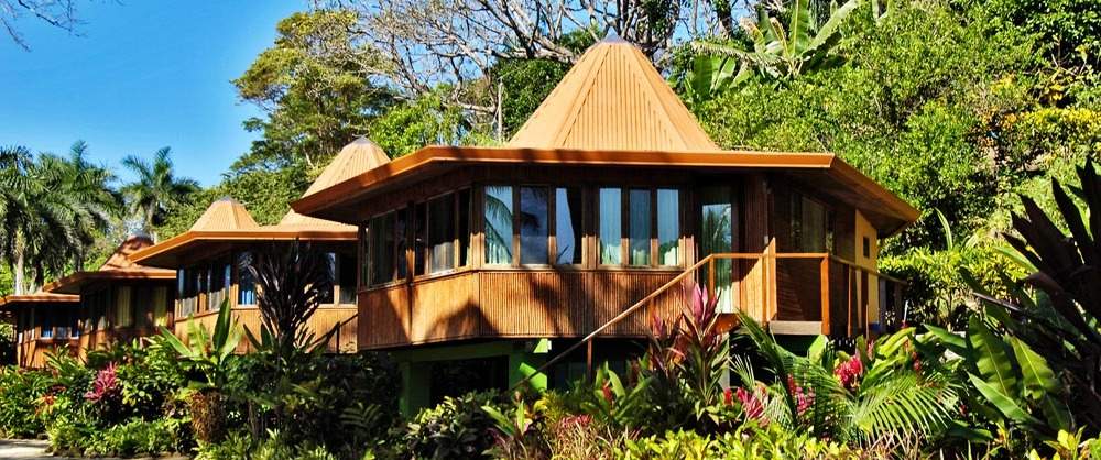 Route côtière sur la côte pacifique du Costa Rica