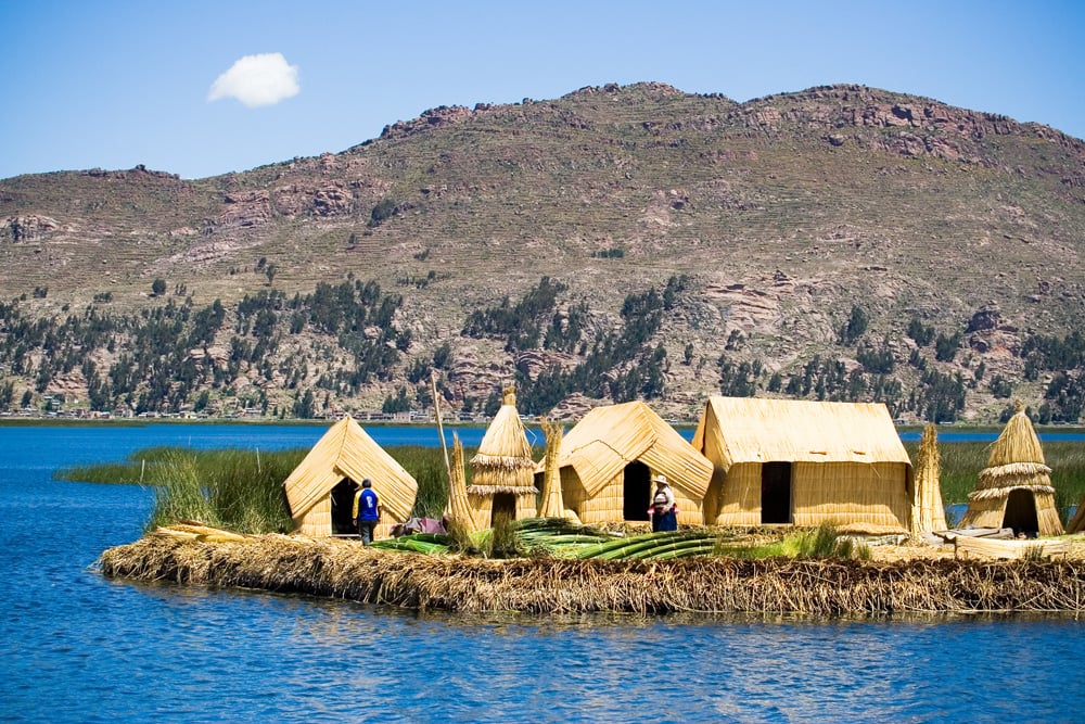Îles flottantes des Uros sur le lac Titicaca