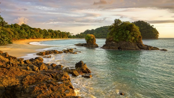 Paysage du Costa Rica en août, en saison des pluies