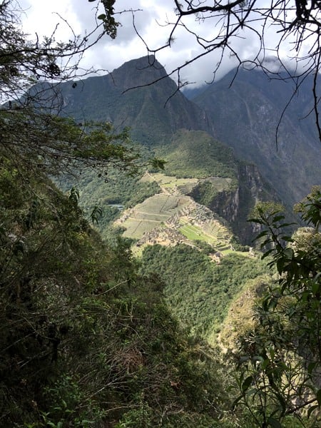 Sentier et marches du Huayna Picchu
