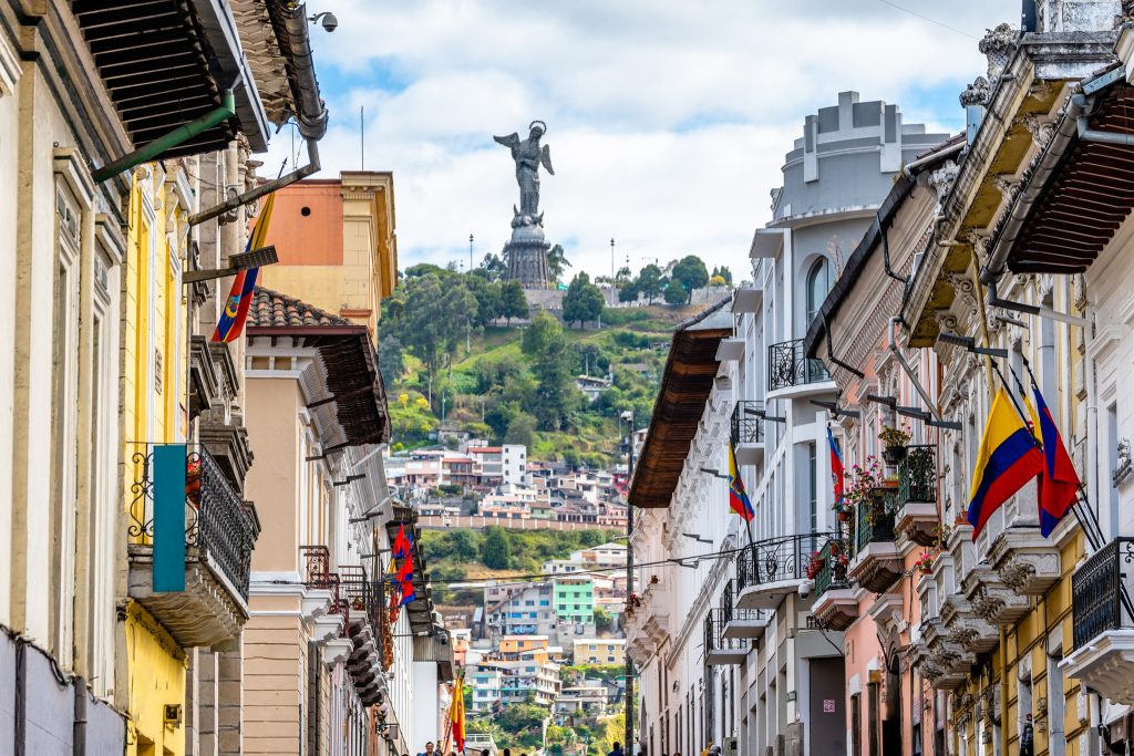 Centre historique de Quito et ses toits rouges