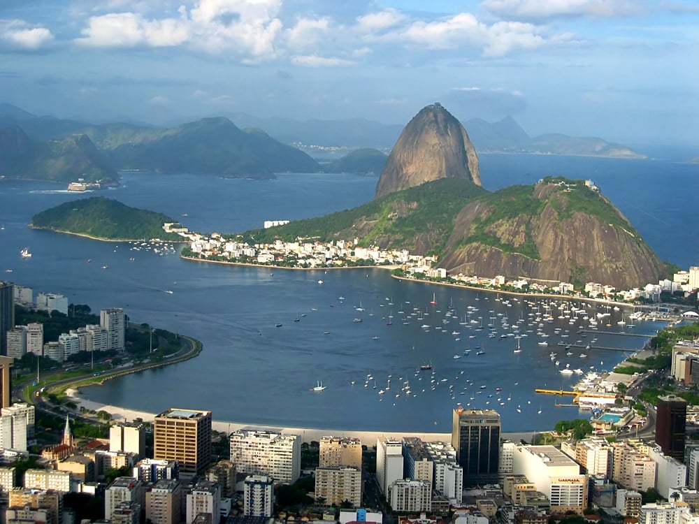 Le Pain de Sucre et la baie de Botafogo vus du Corcovado