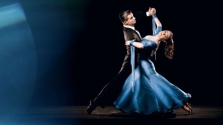Tango dans une rue de Buenos Aires, en Argentine