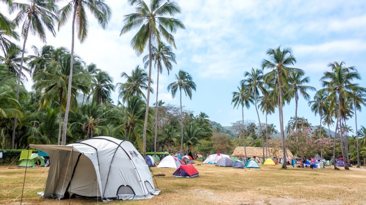 Plage et forêt tropicale du parc national de Tayrona en Colombie