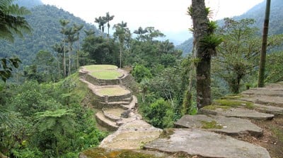 Paysages de randonnée entre Colombie, Galápagos et Géorgie du Sud