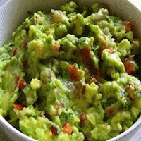 Bol de guacamole, purée d’avocat mexicaine